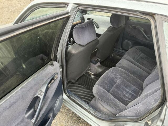 Серый Фольксваген Пассат, объемом двигателя 1.6 л и пробегом 470 тыс. км за 1150 $, фото 7 на Automoto.ua