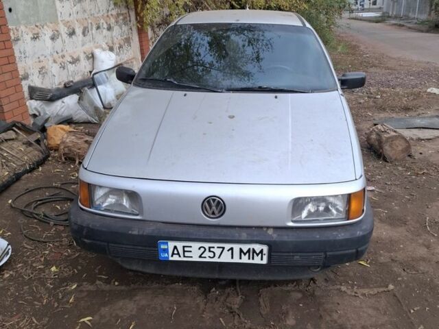 Серый Фольксваген Пассат, объемом двигателя 1.6 л и пробегом 2 тыс. км за 1150 $, фото 1 на Automoto.ua