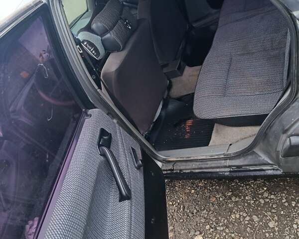 Серый Фольксваген Пассат, объемом двигателя 1.78 л и пробегом 250 тыс. км за 1150 $, фото 6 на Automoto.ua