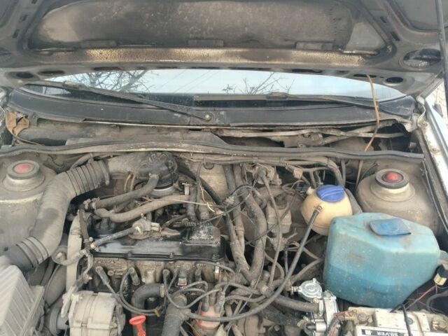 Серый Фольксваген Пассат, объемом двигателя 0 л и пробегом 500 тыс. км за 1800 $, фото 5 на Automoto.ua