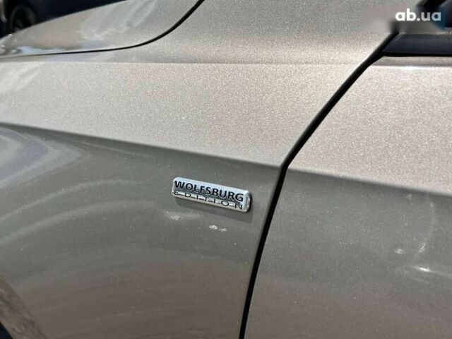 Серый Фольксваген Пассат, объемом двигателя 1.6 л и пробегом 172 тыс. км за 10200 $, фото 11 на Automoto.ua