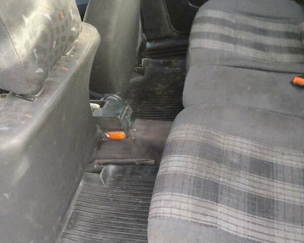 Серый Фольксваген Пассат, объемом двигателя 1.8 л и пробегом 496 тыс. км за 1700 $, фото 8 на Automoto.ua