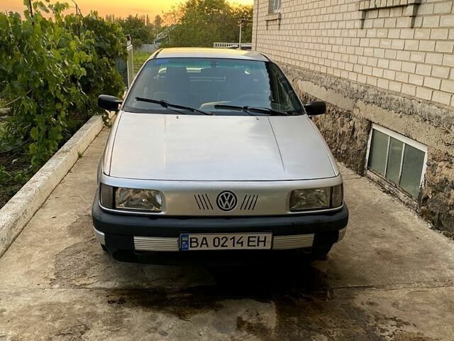 Серый Фольксваген Пассат, объемом двигателя 1.6 л и пробегом 0 тыс. км за 1450 $, фото 9 на Automoto.ua