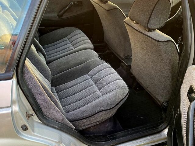 Серый Фольксваген Пассат, объемом двигателя 1.6 л и пробегом 0 тыс. км за 1450 $, фото 6 на Automoto.ua