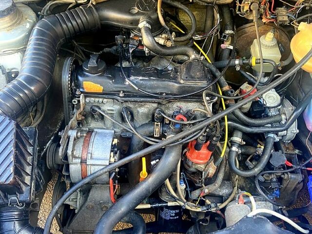 Серый Фольксваген Пассат, объемом двигателя 1.8 л и пробегом 340 тыс. км за 1200 $, фото 6 на Automoto.ua