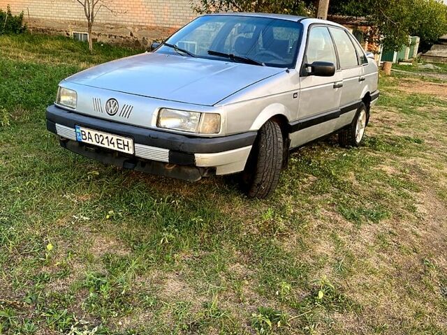 Серый Фольксваген Пассат, объемом двигателя 1.6 л и пробегом 0 тыс. км за 1450 $, фото 1 на Automoto.ua