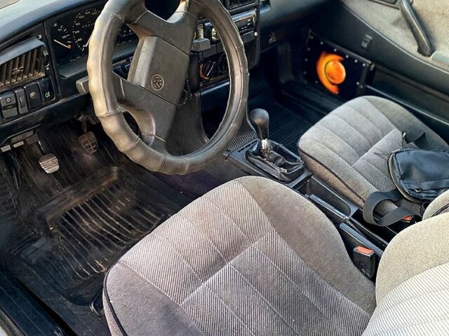 Серый Фольксваген Пассат, объемом двигателя 1.6 л и пробегом 0 тыс. км за 1450 $, фото 5 на Automoto.ua