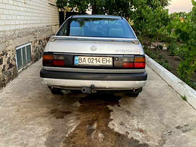 Серый Фольксваген Пассат, объемом двигателя 1.6 л и пробегом 0 тыс. км за 1450 $, фото 8 на Automoto.ua