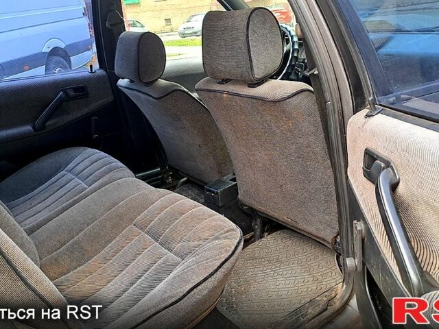 Сірий Фольксваген Пассат, об'ємом двигуна 1.8 л та пробігом 312 тис. км за 950 $, фото 6 на Automoto.ua