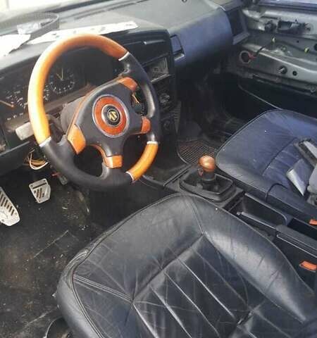 Серый Фольксваген Пассат, объемом двигателя 0 л и пробегом 250 тыс. км за 650 $, фото 5 на Automoto.ua