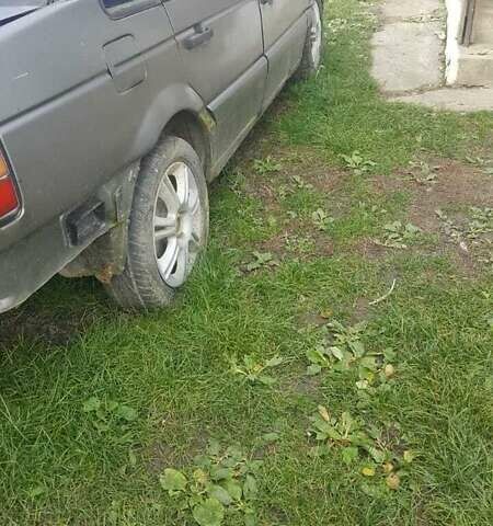 Серый Фольксваген Пассат, объемом двигателя 0 л и пробегом 250 тыс. км за 650 $, фото 2 на Automoto.ua