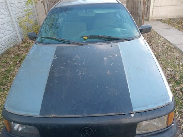 Серый Фольксваген Пассат, объемом двигателя 1.6 л и пробегом 100 тыс. км за 393 $, фото 1 на Automoto.ua