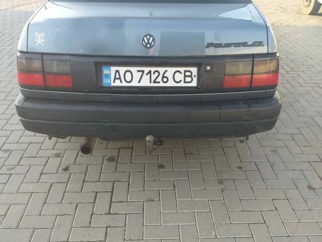 Серый Фольксваген Пассат, объемом двигателя 1.8 л и пробегом 500 тыс. км за 1300 $, фото 2 на Automoto.ua