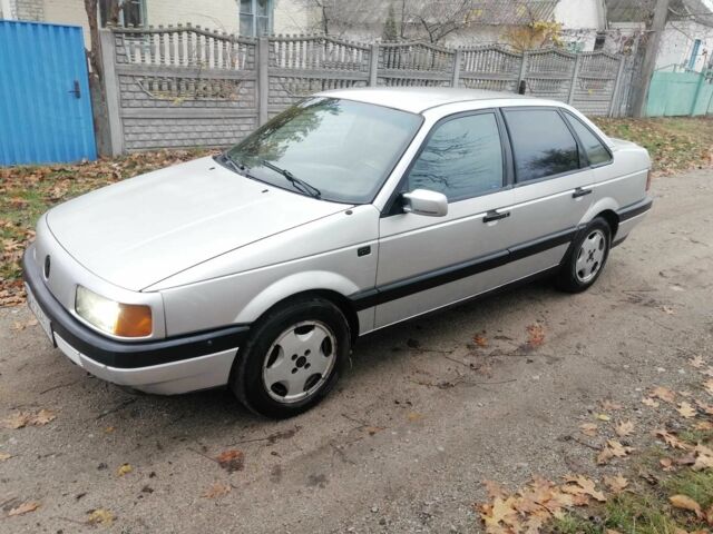 Серый Фольксваген Пассат, объемом двигателя 1.9 л и пробегом 100 тыс. км за 1350 $, фото 2 на Automoto.ua