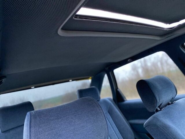 Серый Фольксваген Пассат, объемом двигателя 1.8 л и пробегом 415 тыс. км за 2650 $, фото 13 на Automoto.ua