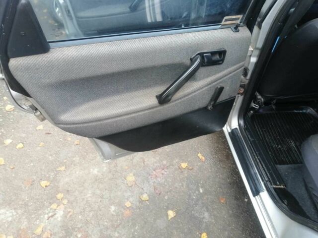 Серый Фольксваген Пассат, объемом двигателя 1.9 л и пробегом 100 тыс. км за 1350 $, фото 14 на Automoto.ua