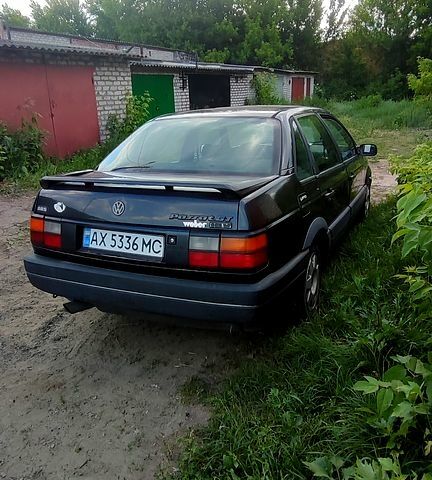 Серый Фольксваген Пассат, объемом двигателя 2 л и пробегом 268 тыс. км за 1500 $, фото 2 на Automoto.ua