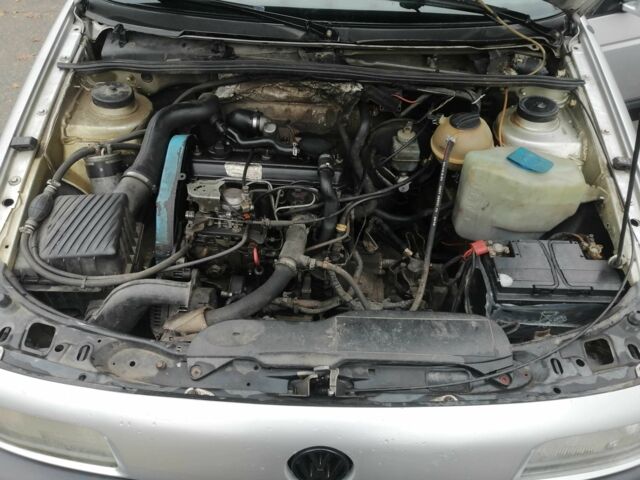 Серый Фольксваген Пассат, объемом двигателя 1.9 л и пробегом 100 тыс. км за 1350 $, фото 21 на Automoto.ua