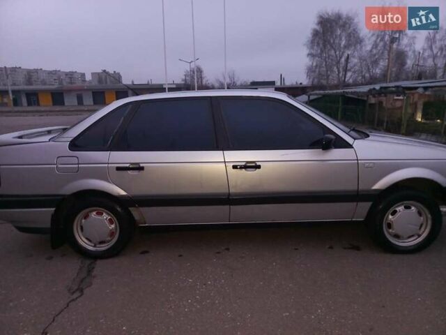 Серый Фольксваген Пассат, объемом двигателя 1.78 л и пробегом 240 тыс. км за 1800 $, фото 2 на Automoto.ua