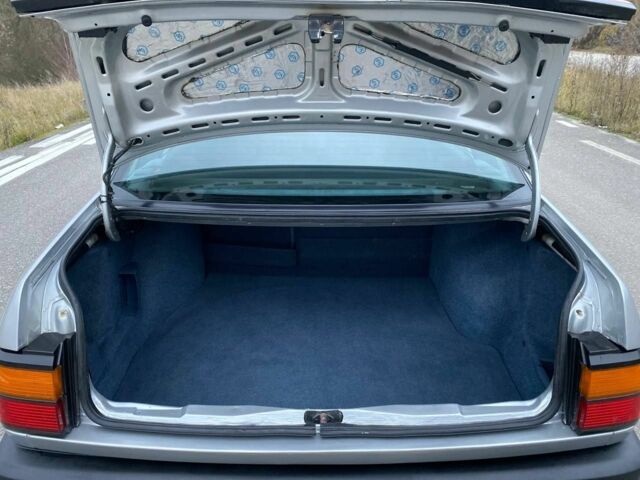 Серый Фольксваген Пассат, объемом двигателя 1.8 л и пробегом 415 тыс. км за 2650 $, фото 17 на Automoto.ua