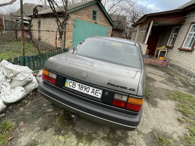 Серый Фольксваген Пассат, объемом двигателя 1.8 л и пробегом 437 тыс. км за 750 $, фото 3 на Automoto.ua