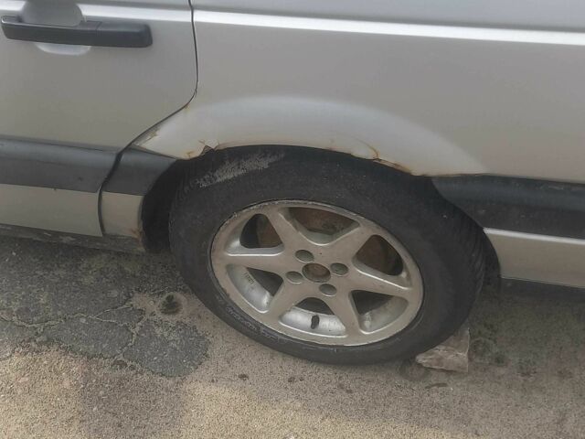 Сірий Фольксваген Пассат, об'ємом двигуна 1.8 л та пробігом 400 тис. км за 1500 $, фото 6 на Automoto.ua