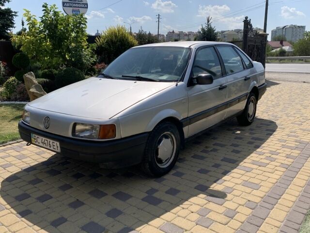 Серый Фольксваген Пассат, объемом двигателя 1.8 л и пробегом 500 тыс. км за 1150 $, фото 1 на Automoto.ua