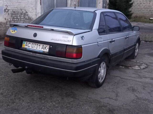 Серый Фольксваген Пассат, объемом двигателя 1.6 л и пробегом 300 тыс. км за 1300 $, фото 6 на Automoto.ua