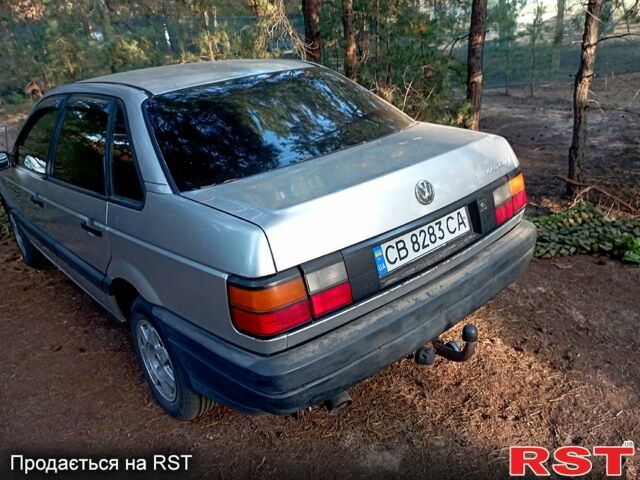 Серый Фольксваген Пассат, объемом двигателя 1.8 л и пробегом 200 тыс. км за 2500 $, фото 4 на Automoto.ua