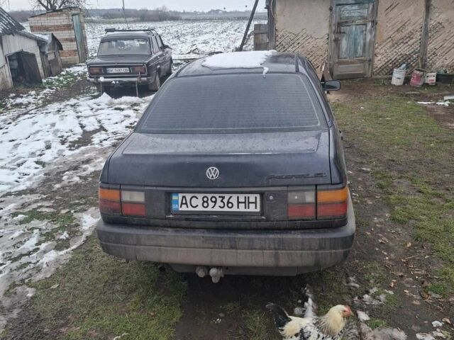 Серый Фольксваген Пассат, объемом двигателя 1.8 л и пробегом 300 тыс. км за 1150 $, фото 3 на Automoto.ua