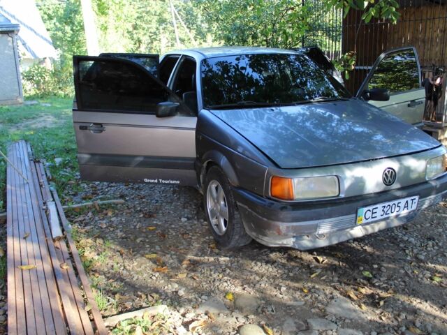 Серый Фольксваген Пассат, объемом двигателя 0 л и пробегом 432 тыс. км за 1499 $, фото 1 на Automoto.ua