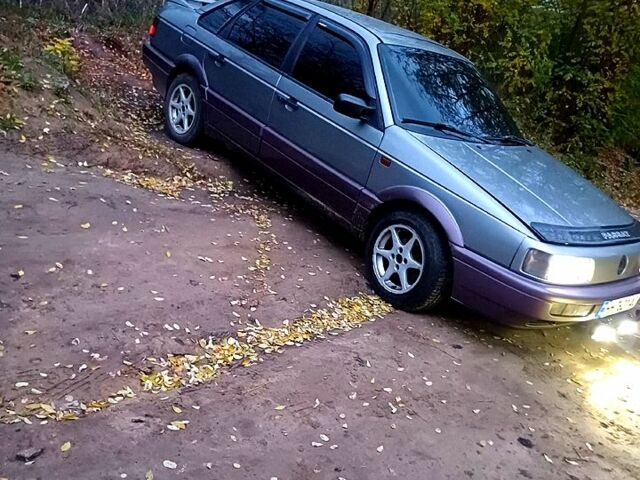 Серый Фольксваген Пассат, объемом двигателя 2 л и пробегом 353 тыс. км за 2550 $, фото 1 на Automoto.ua