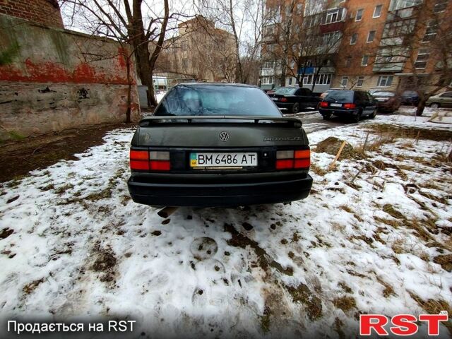Серый Фольксваген Пассат, объемом двигателя 18 л и пробегом 346 тыс. км за 890 $, фото 6 на Automoto.ua