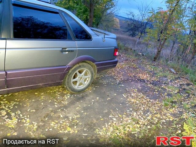 Серый Фольксваген Пассат, объемом двигателя 2 л и пробегом 353 тыс. км за 2550 $, фото 9 на Automoto.ua