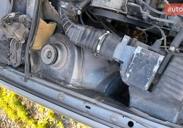 Серый Фольксваген Пассат, объемом двигателя 2 л и пробегом 448 тыс. км за 800 $, фото 2 на Automoto.ua