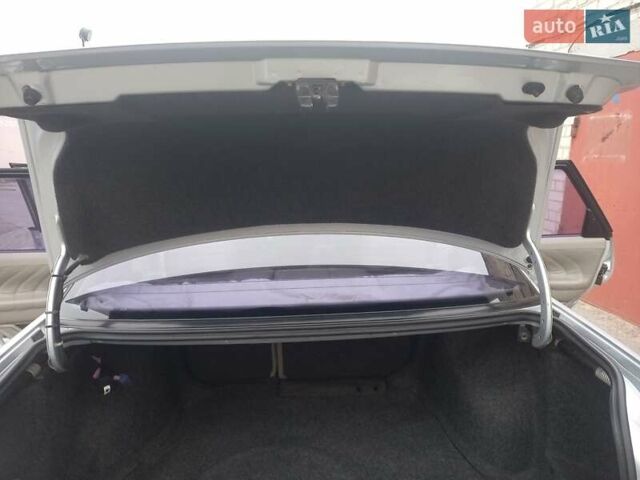 Серый Фольксваген Пассат, объемом двигателя 2.8 л и пробегом 352 тыс. км за 3350 $, фото 24 на Automoto.ua