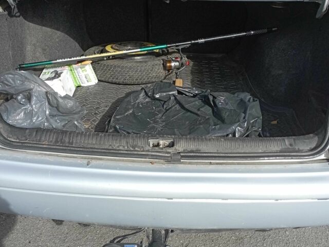 Серый Фольксваген Пассат, объемом двигателя 2 л и пробегом 315 тыс. км за 2600 $, фото 1 на Automoto.ua