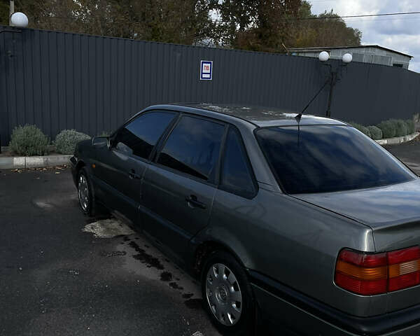 Сірий Фольксваген Пассат, об'ємом двигуна 2 л та пробігом 600 тис. км за 1700 $, фото 2 на Automoto.ua