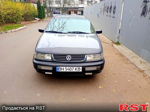 Серый Фольксваген Пассат, объемом двигателя 1.6 л и пробегом 0 тыс. км за 1600 $, фото 3 на Automoto.ua