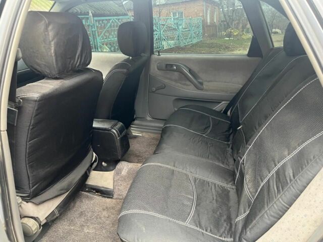 Серый Фольксваген Пассат, объемом двигателя 2 л и пробегом 300 тыс. км за 3150 $, фото 7 на Automoto.ua