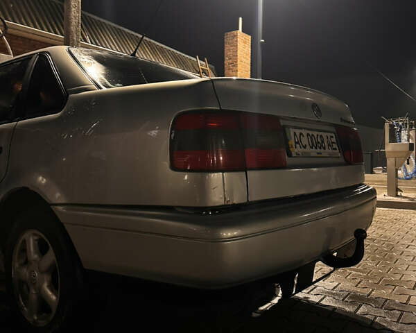 Серый Фольксваген Пассат, объемом двигателя 2 л и пробегом 270 тыс. км за 1500 $, фото 11 на Automoto.ua