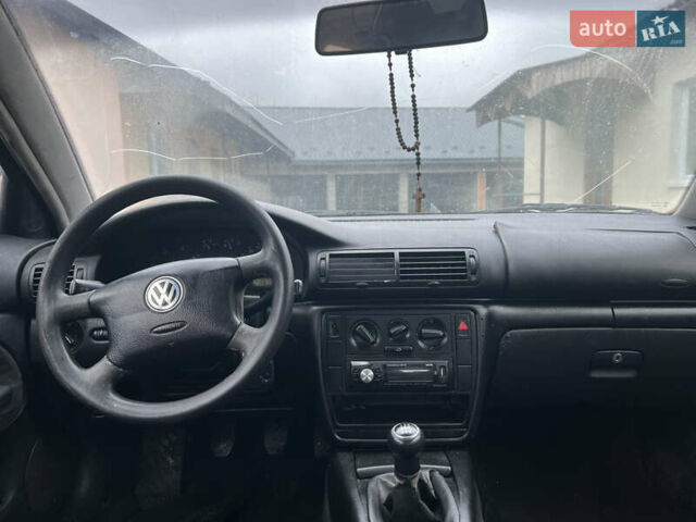 Серый Фольксваген Пассат, объемом двигателя 1.9 л и пробегом 350 тыс. км за 1999 $, фото 4 на Automoto.ua