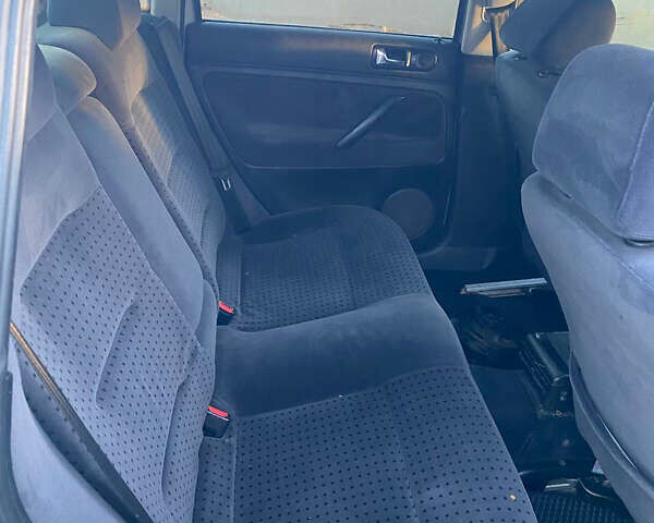 Сірий Фольксваген Пассат, об'ємом двигуна 1.9 л та пробігом 410 тис. км за 2500 $, фото 4 на Automoto.ua