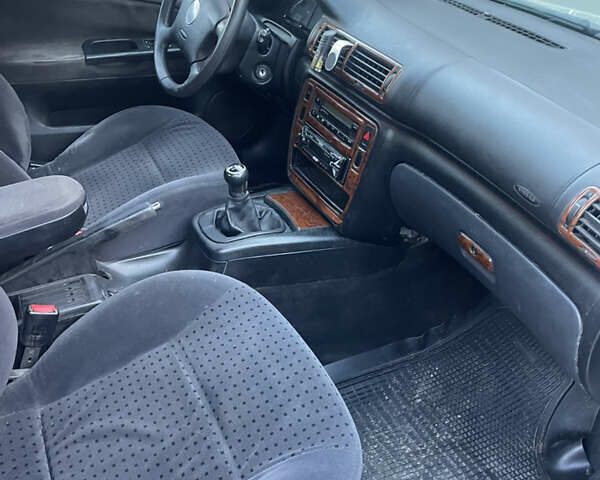 Серый Фольксваген Пассат, объемом двигателя 1.9 л и пробегом 457 тыс. км за 3500 $, фото 5 на Automoto.ua