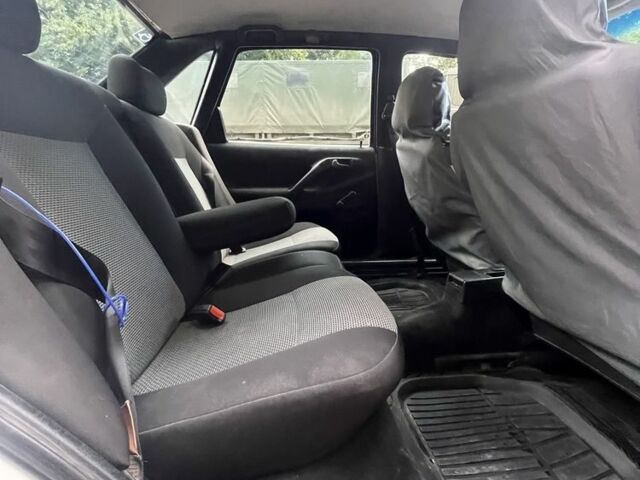 Сірий Фольксваген Пассат, об'ємом двигуна 2 л та пробігом 512 тис. км за 1900 $, фото 19 на Automoto.ua