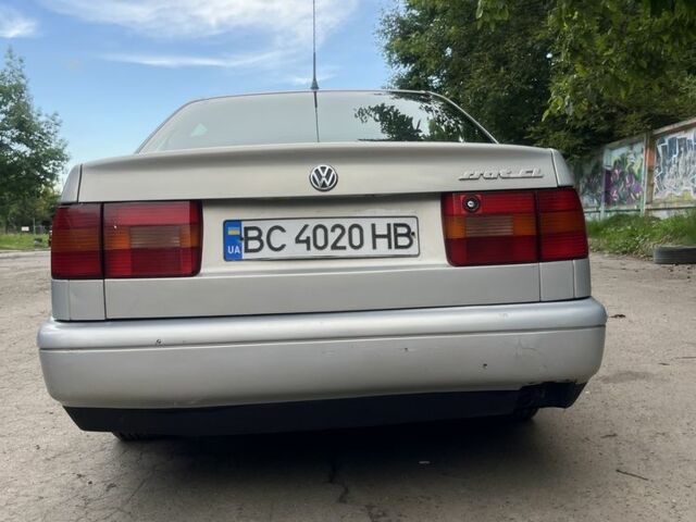 Сірий Фольксваген Пассат, об'ємом двигуна 2 л та пробігом 512 тис. км за 1900 $, фото 21 на Automoto.ua