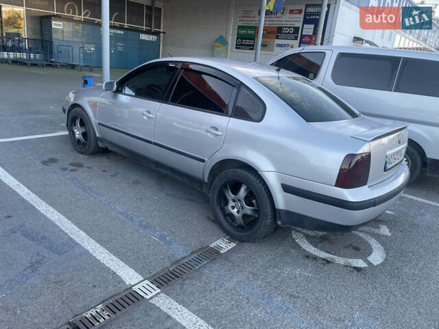 Серый Фольксваген Пассат, объемом двигателя 1.9 л и пробегом 457 тыс. км за 3500 $, фото 2 на Automoto.ua