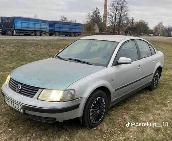 Серый Фольксваген Пассат, объемом двигателя 0 л и пробегом 150 тыс. км за 1788 $, фото 1 на Automoto.ua