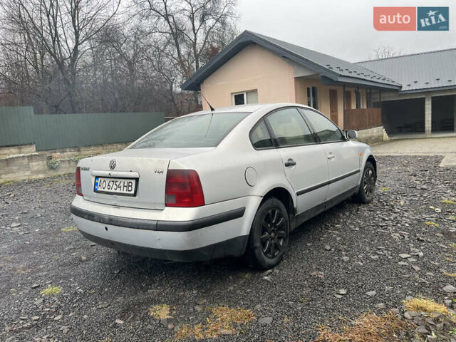Серый Фольксваген Пассат, объемом двигателя 1.9 л и пробегом 350 тыс. км за 1999 $, фото 3 на Automoto.ua