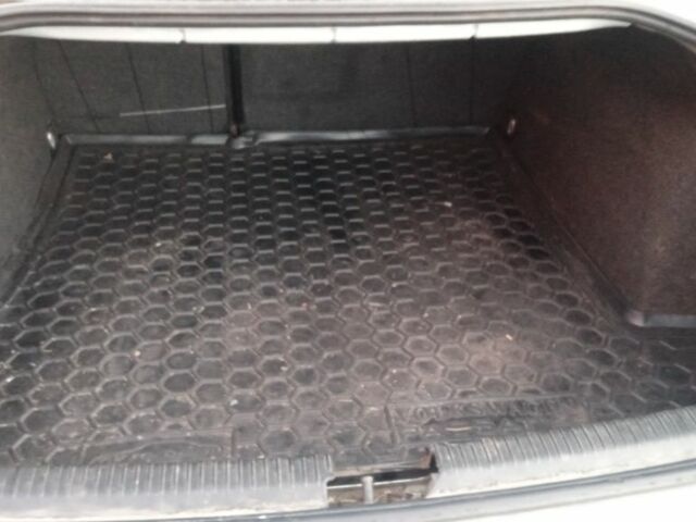 Серый Фольксваген Пассат, объемом двигателя 0 л и пробегом 419 тыс. км за 1181 $, фото 6 на Automoto.ua